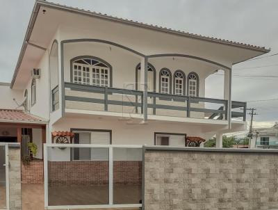 Casa para Venda, em Palhoa, bairro Centro, 5 dormitrios, 2 banheiros, 2 sutes, 3 vagas