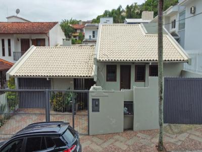 Casa para Venda, em Florianpolis, bairro Itaguau, 3 dormitrios, 4 banheiros, 1 sute, 4 vagas
